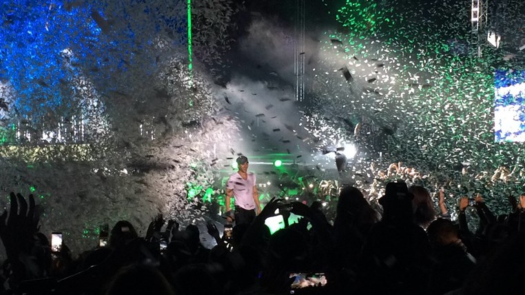 Enrique Iglesias at Ehdeniyat